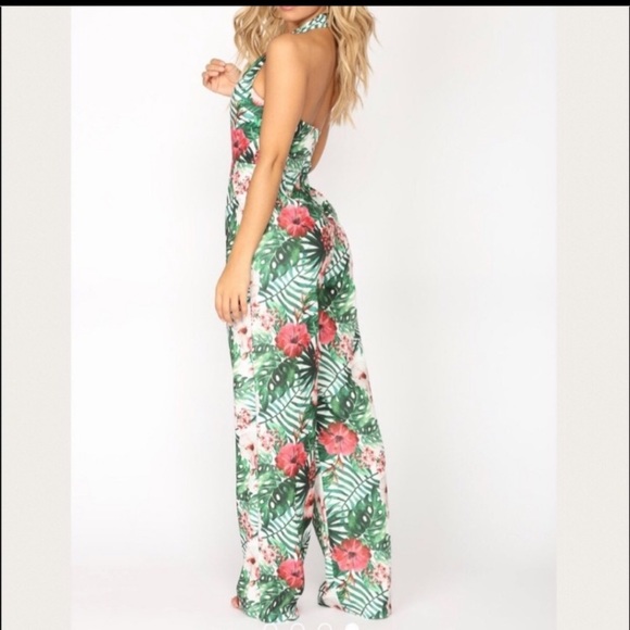 Fashion Nova halter floral tropical jumpsuit - Picture 3 of 7